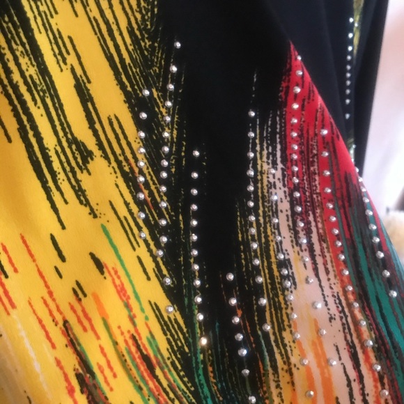 Med Valentina Shirt - Picture 4 of 7